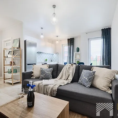 Park Supreme By Lookap ウッチ